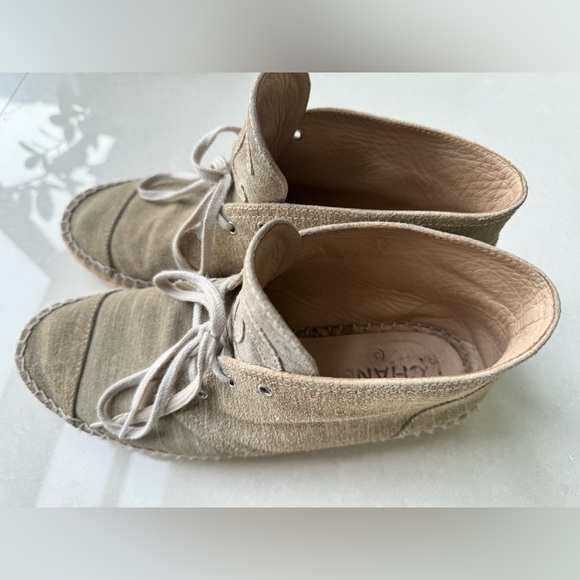 CHANEL beige espadrilles size EU 40 (US9) - Picture 3 of 8